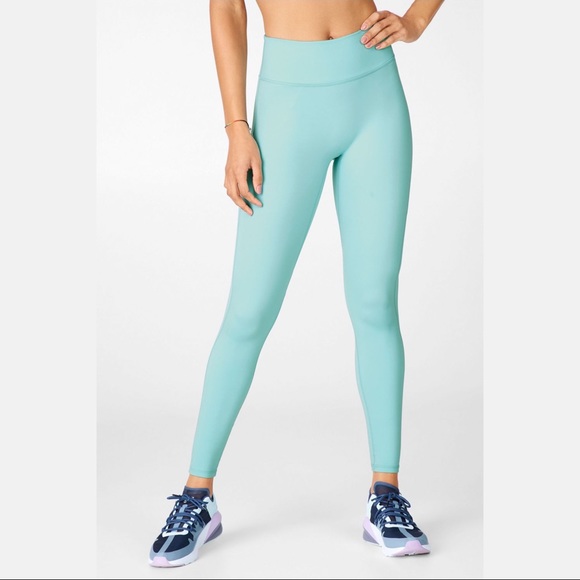Fabletics Anywhere High-Waisted Legging Casper Motion 365 - Picture 3 of 9